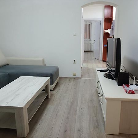 Premium Square Apartment Скоп'є Екстер'єр фото